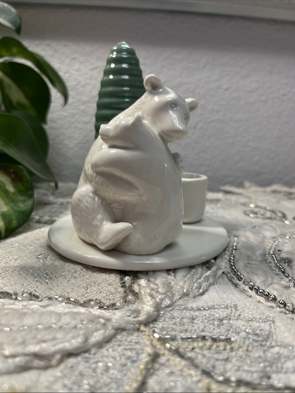 NIB Dottir Nordic Design Winter Stories Bear Hug Porcelain Candle Holder - Picture 6 of 10